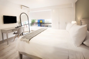 1 habitación, tabla de planchar con plancha, wifi y ropa de cama 