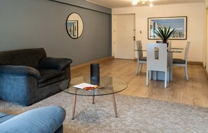 Interior - w* | Minimalist 1BR w/AC in Miraflores (Miraflores)