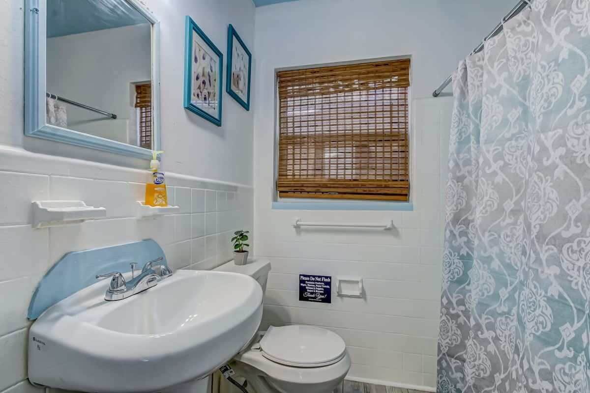 Photo 20 of Hot Tub! Free Parking, Retro Cottage, Games