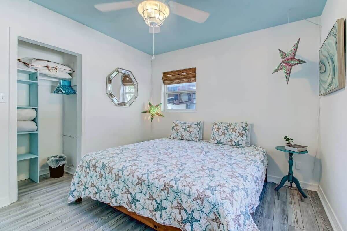 Photo 22 of Hot Tub! Free Parking, Retro Cottage, Games