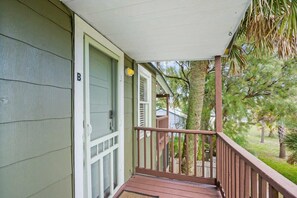 Property grounds - Marvelous Mermaid Beach Bungalow, Dog-Friendly (St. Augustine)