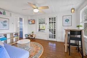 Interior - Marvelous Mermaid Beach Bungalow, Dog-Friendly (St. Augustine)