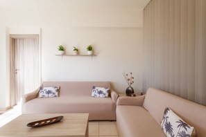 Departamento económico | 1 habitación, ropa de cama de alta calidad y cortinas blackout 