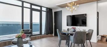 Fabulous Penthouse Two bedroom Apartment - D