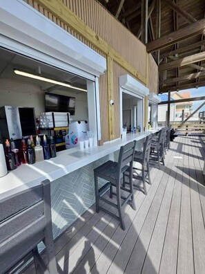 Bar (on property) - Steps to Pvt beach/Beach ramp/2 pools/Bikes/Sleeps 18 (Miramar Beach)