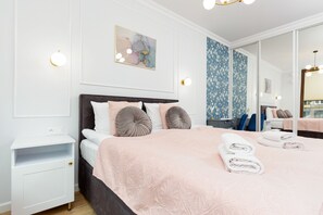 2 bedrooms, bed sheets - Apartments Business by Renters Prestige (Warsaw)