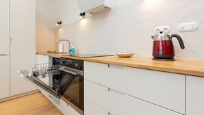 Private kitchen - Apartments Gagarina Warsaw by Renters (Warsaw)