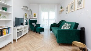 Living room - Amsterdam Estate Apartments by Renters (Warsaw)