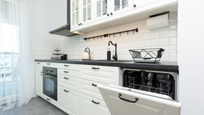 Private kitchen - Amsterdam Estate Apartments by Renters (Warsaw)