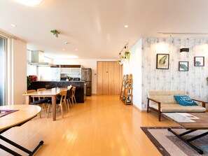 Interior - seaside resort minamiawaji A spacious oceanfront r / Minamiawaji Hyōgo (Minamiawaji)