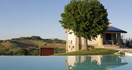 Villa Edelia, Villa for exclusive use in Mondavio, Le Marche