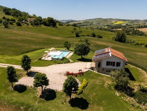 Exterior - Villa Edelia, Villa for exclusive use in Mondavio, Le Marche (Mondavio)