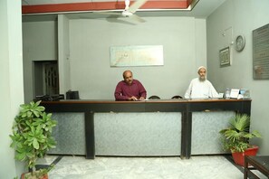 Reception - Hotel Bilal (Karachi)