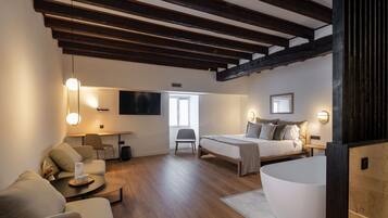 Literie hypoallergénique, coffres-forts dans les chambres, bureau