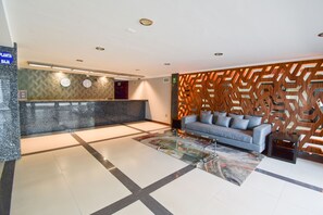 Reception - Hotel Totem Guadalajara (Guadalajara)