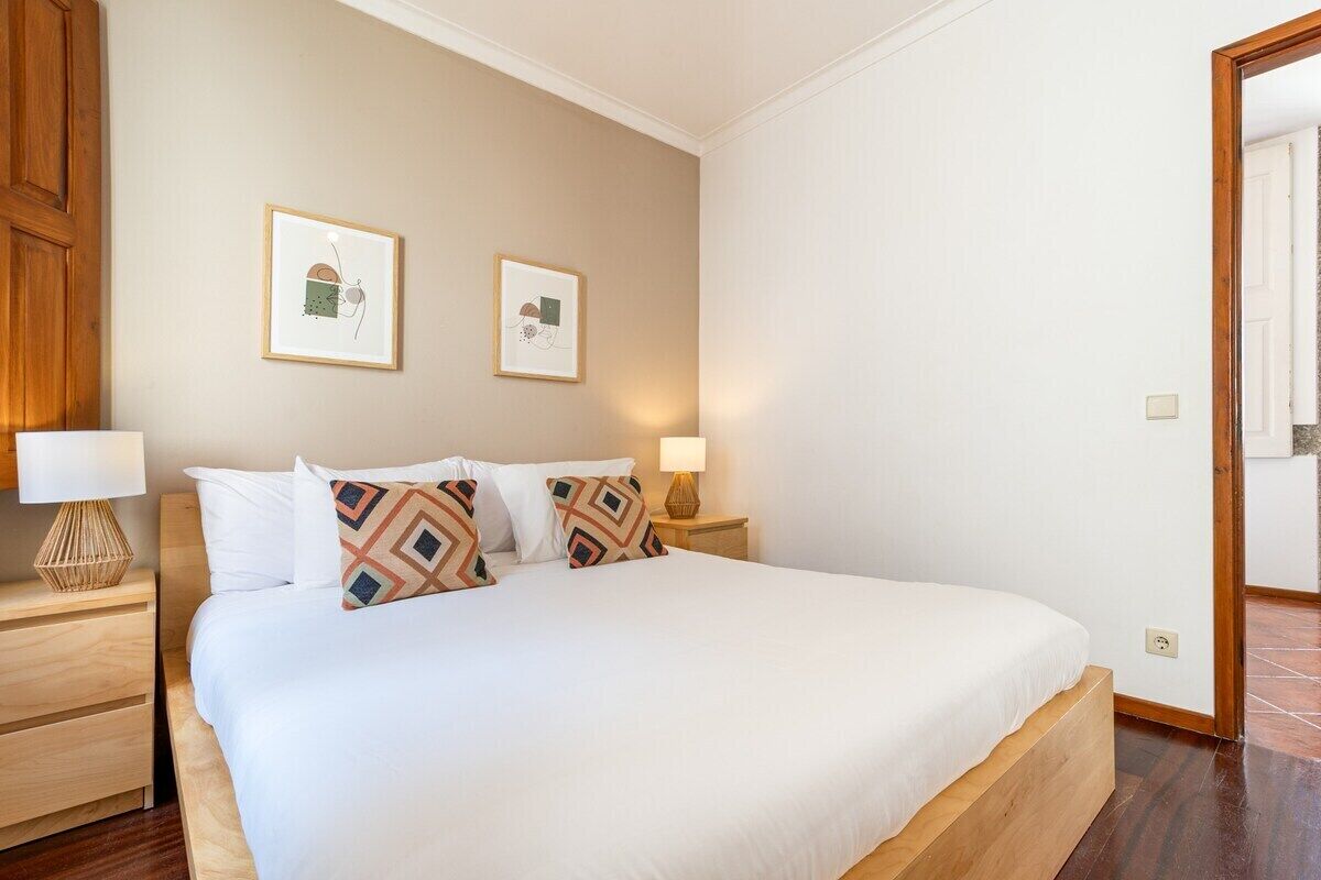 1 bedroom, iron/ironing board, travel cot, Internet