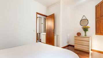 1 Schlafzimmer, Bügeleisen/Bügelbrett, Reisekinderbett, Internetzugang