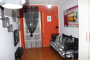 Smart TV - Condottieri at Pigneto holiday home (Roma)