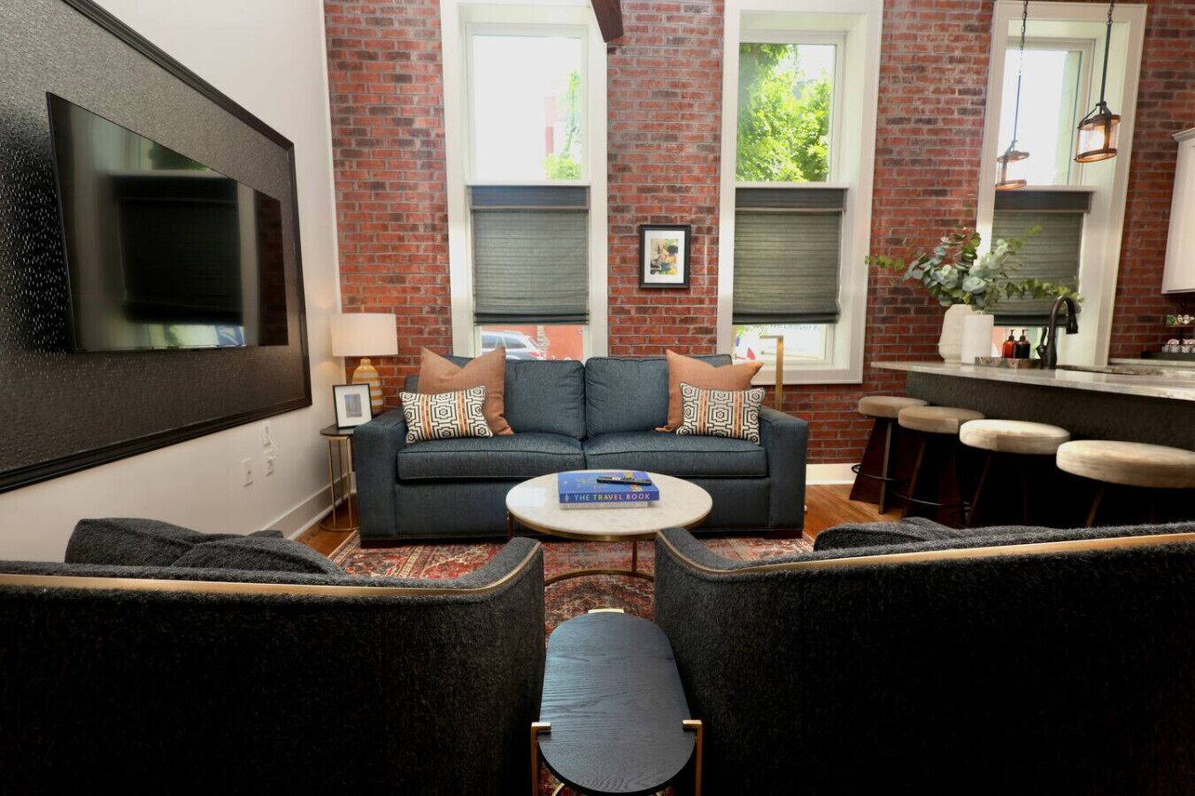 TV, Netflix, streaming services