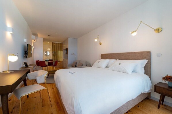 1 habitación, tabla de planchar con plancha, internet y ropa de cama 