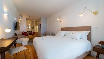 1 bedroom, iron/ironing board, Internet, bed sheets