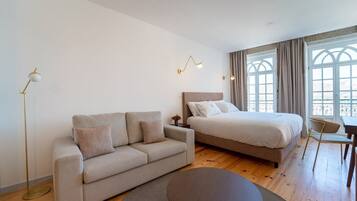 1 bedroom, iron/ironing board, Internet, bed sheets