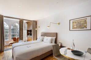 1 slaapkamer, een strijkplank/strijkijzer, gratis wifi, beddengoed