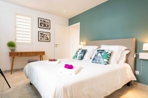 3 chambres, fer et planche à repasser, Wi-Fi gratuit, draps fournis