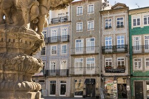Exterior - LP Heritage 2. 01 w/ City View - Sé Apartamentos (Braga)