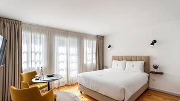 1 bedroom, iron/ironing board, Internet, bed sheets