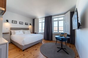 1 bedroom, iron/ironing board, Internet, bed sheets