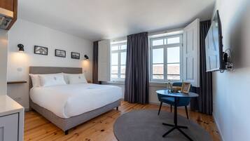 1 bedroom, iron/ironing board, Internet, bed sheets