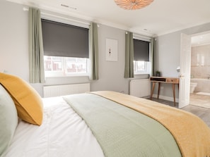 Cottage | 4 bedrooms, individually decorated, individually furnished, free WiFi
