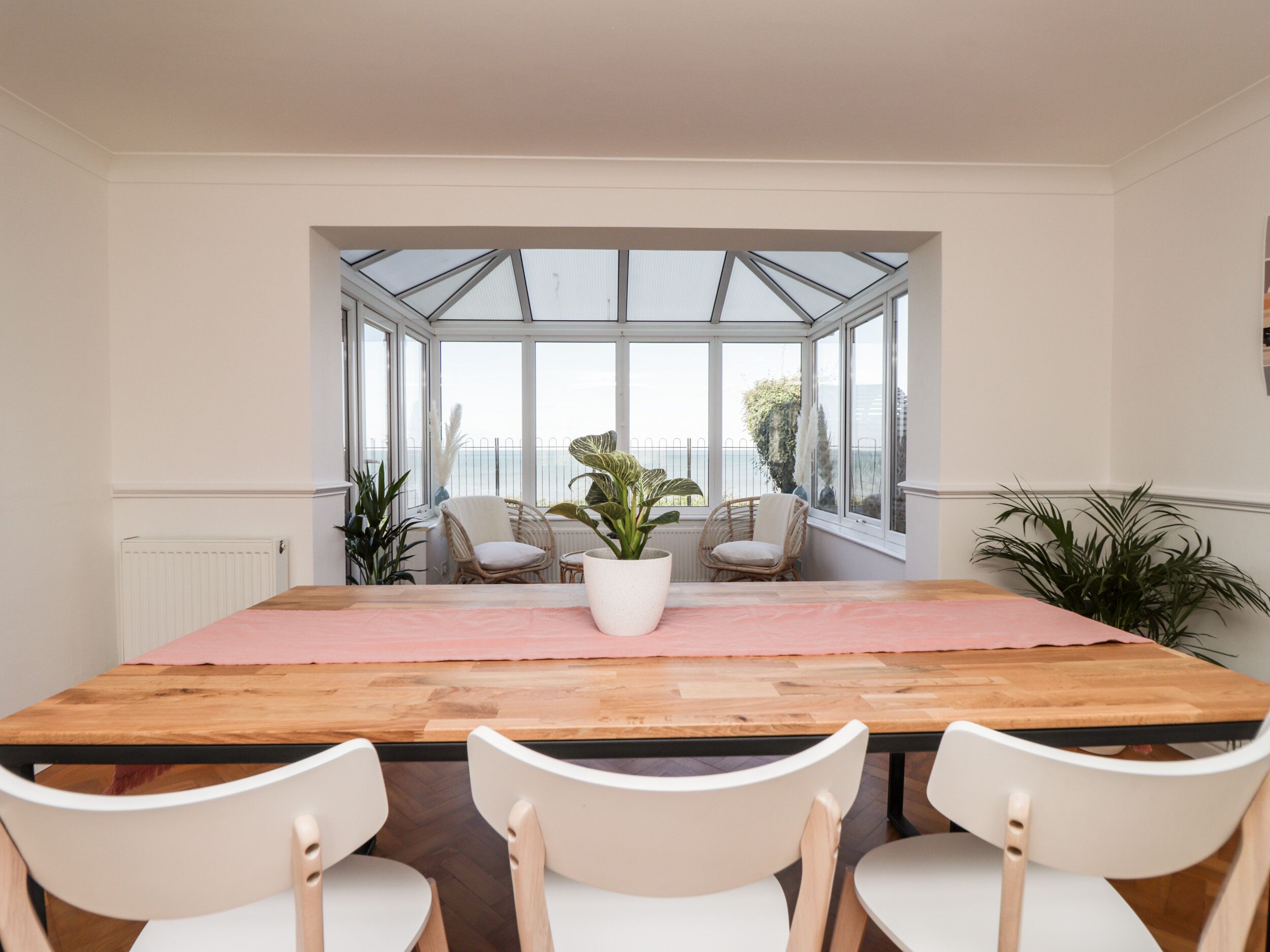 Ferienhaus | Eigene Küche | Kühlschrank, Geschirrspüler, Toaster, Kochgeschirr/Geschirr/Besteck