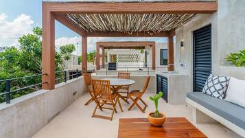 Condo Confort, 1 habitación, balcón | Terraza o patio