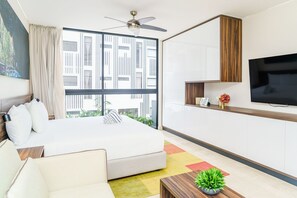 Free WiFi, bed sheets - New Chic Studio Space with Jungle Roof Pool & Lounge (Tulum)