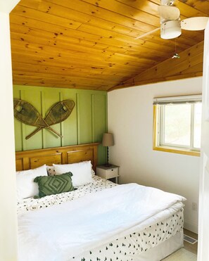 3 chambres, fer et planche à repasser, Wi-Fi, draps fournis