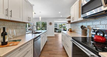 Beautiful Villa with first class amenities on Charlotte Harbor, Charlotte County Villa 5584