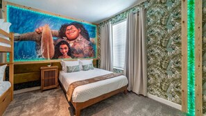 5 bedrooms, iron/ironing board, free Internet, bed sheets