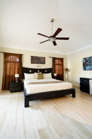 4 Schlafzimmer, WLAN, Bettwäsche