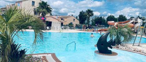 Piscine extérieure, piscine chauffée