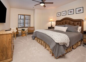 4 chambres, bureau, Wi-Fi gratuit, draps fournis