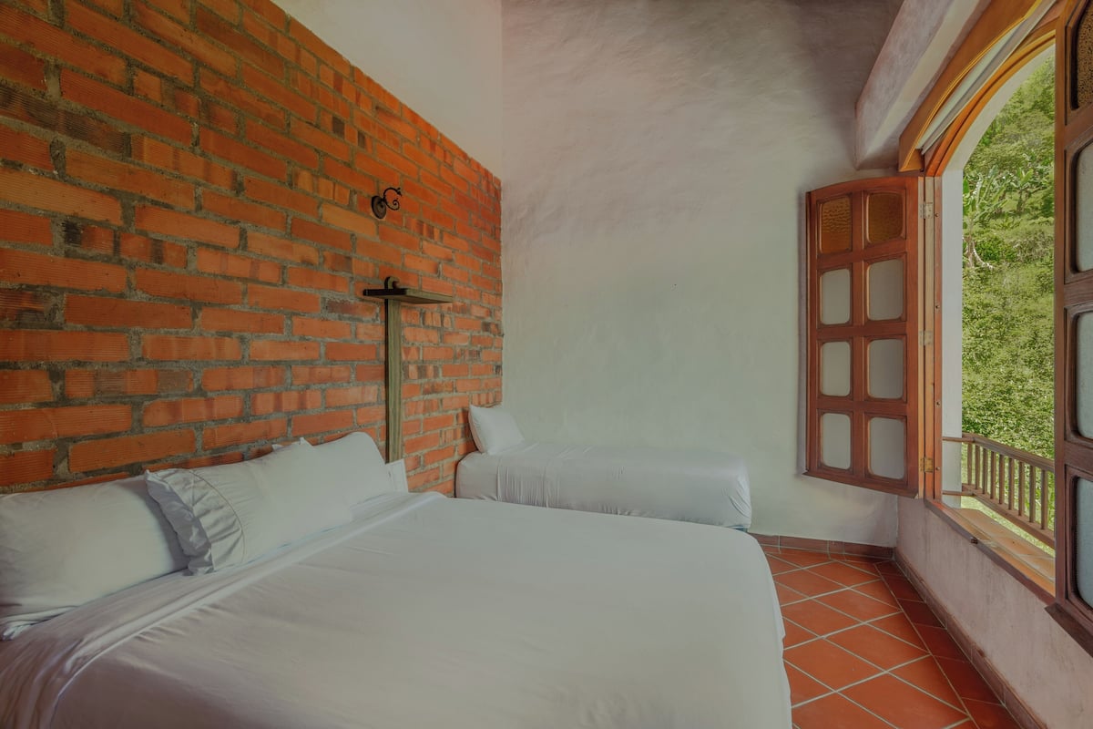 Wifi gratis y ropa de cama