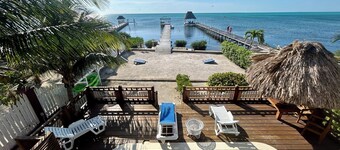 Escape to La Perla Azul: Private Beach, Sparkling Pool, & Panoramic Views Await!