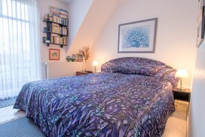 3 Schlafzimmer, Bügeleisen/Bügelbrett