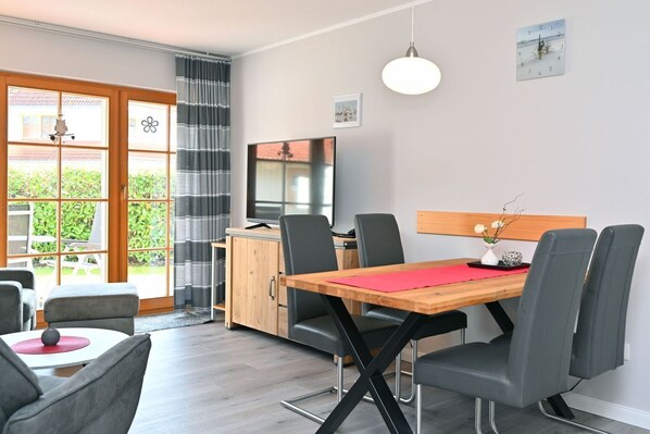 Dining - Comfortable vacation apartment in a quiet location in the vacation park! - Vacation park (Zingst)
