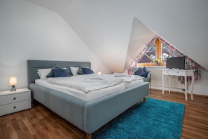 2 slaapkamers, een strijkplank/strijkijzer, wifi