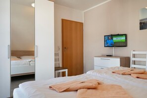 2 soverom, safe på rommet, strykejern/-brett og wi-fi