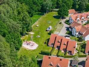 Unclassified image, 2 of 59, button