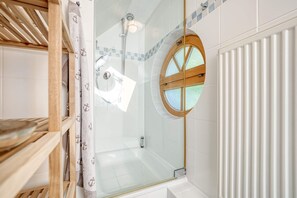 Uklassifisert bilde, 4 av 34, knapp